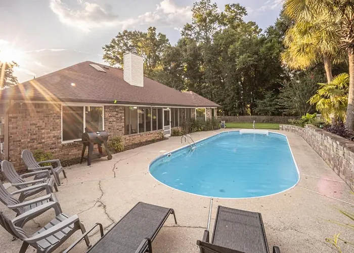 Holiday home Golf Course Escape 3 Bedroom 3ba Pensacola
